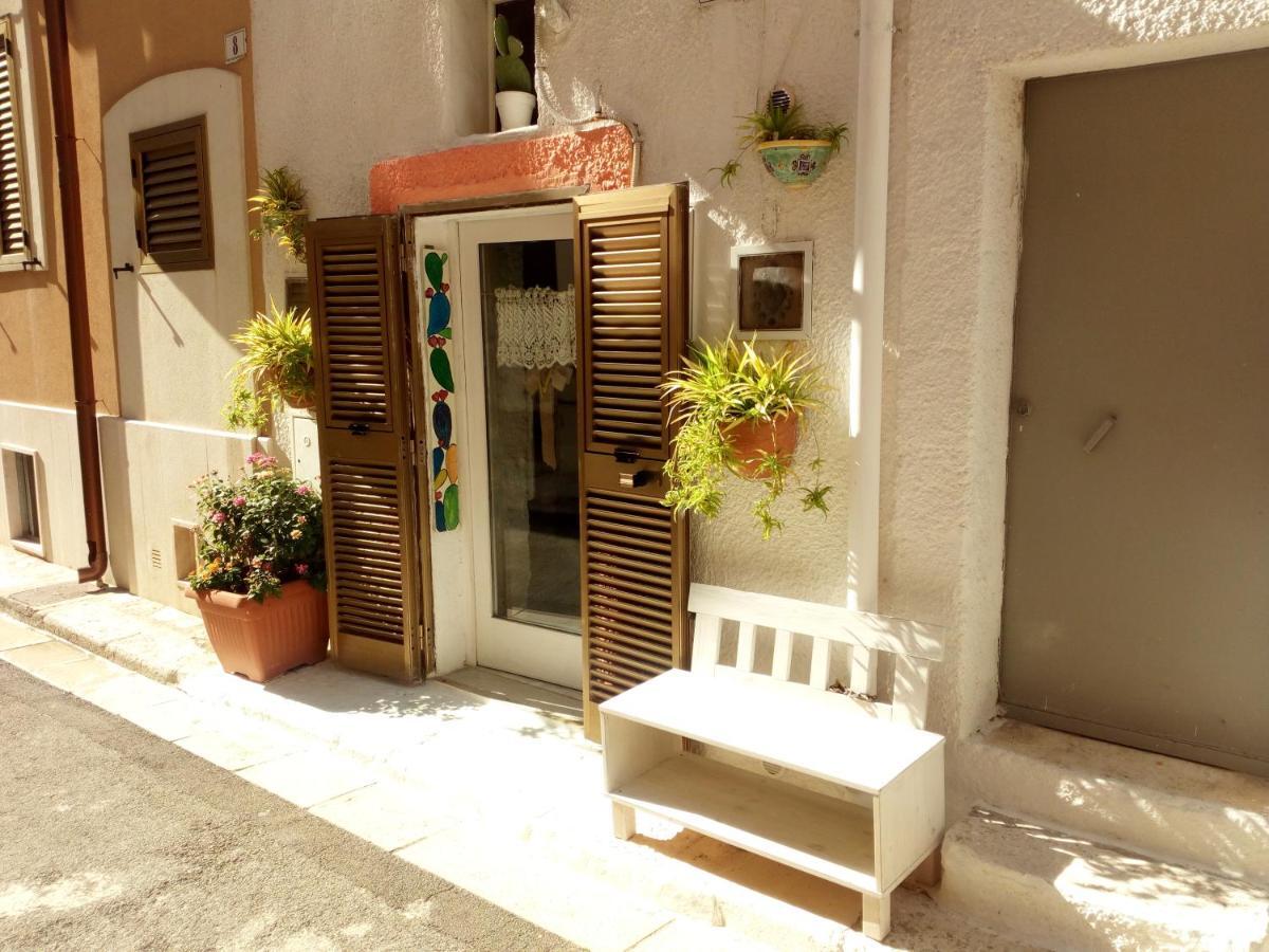 La Casa Di Lo Apartment โมโนโปลี ภายนอก รูปภาพ